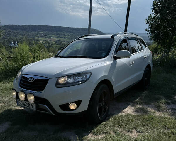 Хендай Санта Фе 2011 в Кременце на Automoto.ua Белый Хендай Санта Фе, объемом двигателя 2.2 л и пробегом 263 тыс. км за 12600 $, фото 1 на Automoto.ua