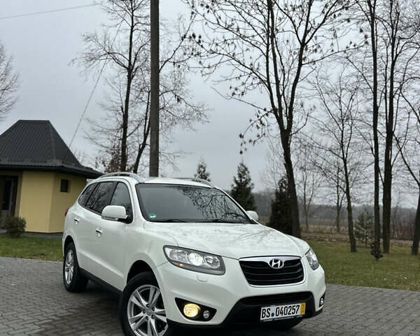 Білий Хендай Санта Фе, об'ємом двигуна 2.2 л та пробігом 183 тис. км за 13800 $, фото 1 на Automoto.ua