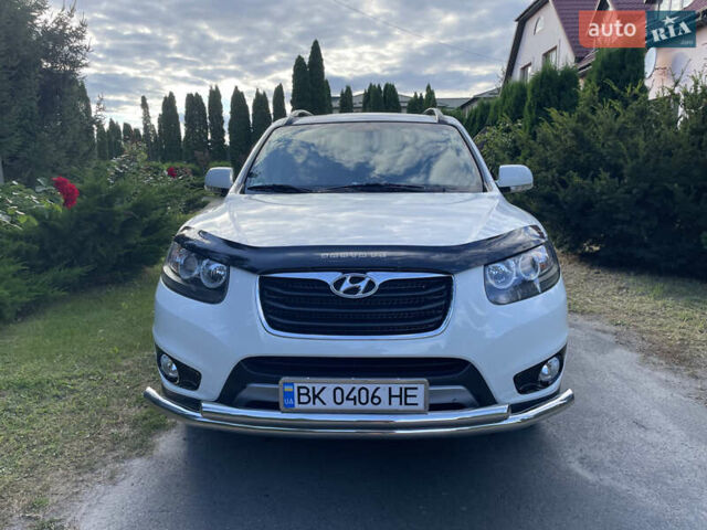 Білий Хендай Санта Фе, об'ємом двигуна 2.36 л та пробігом 165 тис. км за 11800 $, фото 1 на Automoto.ua