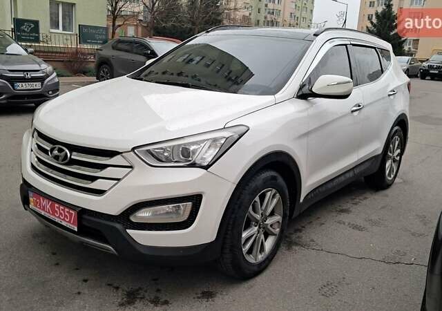 Белый Хендай Санта Фе, объемом двигателя 2 л и пробегом 183 тыс. км за 17300 $, фото 1 на Automoto.ua
