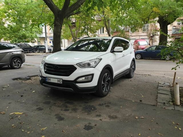 Білий Хендай Санта Фе, об'ємом двигуна 2.4 л та пробігом 152 тис. км за 15500 $, фото 1 на Automoto.ua