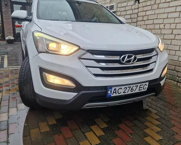 Білий Хендай Санта Фе, об'ємом двигуна 2 л та пробігом 200 тис. км за 15800 $, фото 1 на Automoto.ua