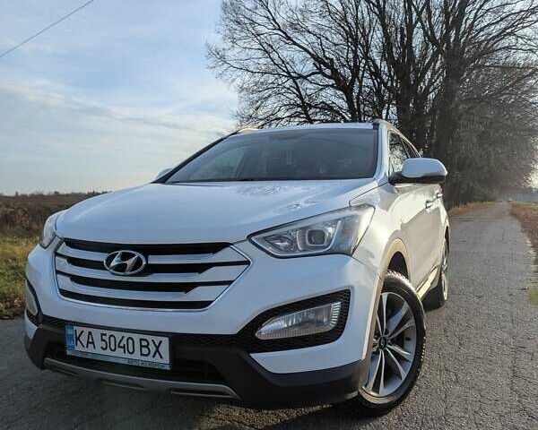 Білий Хендай Санта Фе, об'ємом двигуна 2 л та пробігом 252 тис. км за 16300 $, фото 1 на Automoto.ua