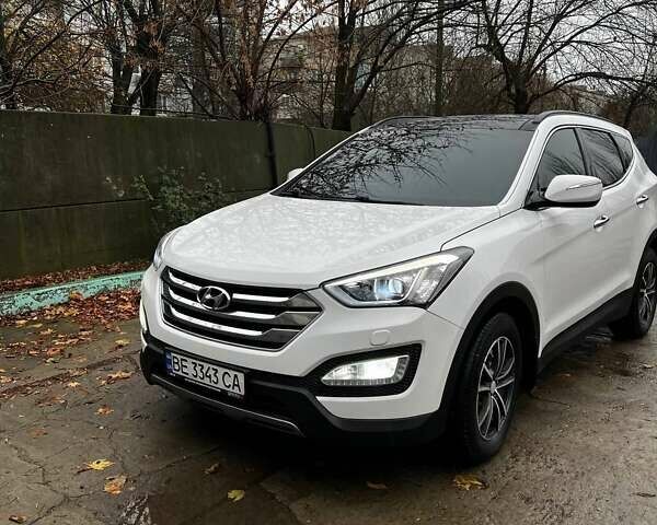 Белый Хендай Санта Фе, объемом двигателя 2.2 л и пробегом 197 тыс. км за 18000 $, фото 1 на Automoto.ua