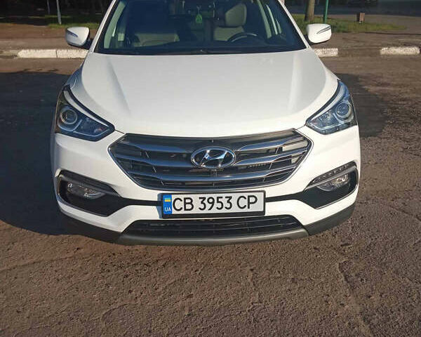 Белый Хендай Санта Фе, объемом двигателя 2 л и пробегом 50 тыс. км за 22300 $, фото 1 на Automoto.ua