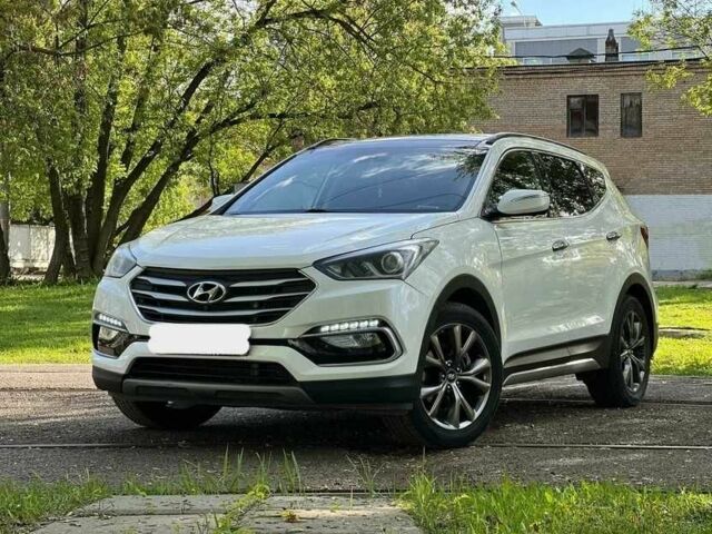 Белый Хендай Санта Фе, объемом двигателя 2 л и пробегом 130 тыс. км за 14500 $, фото 1 на Automoto.ua