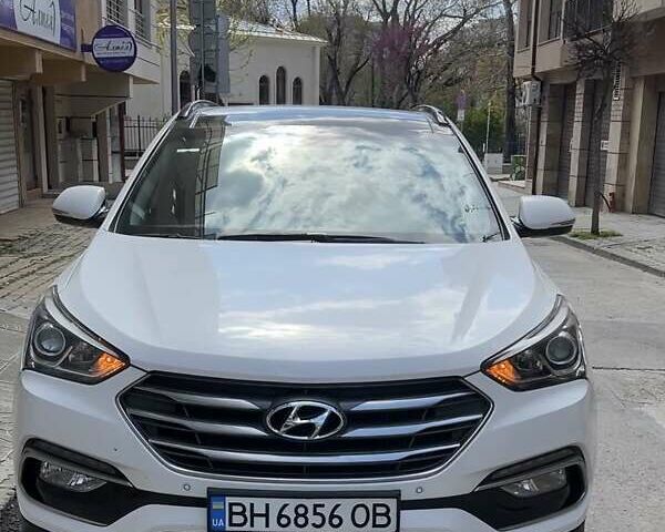 Белый Хендай Санта Фе, объемом двигателя 2 л и пробегом 125 тыс. км за 21000 $, фото 1 на Automoto.ua