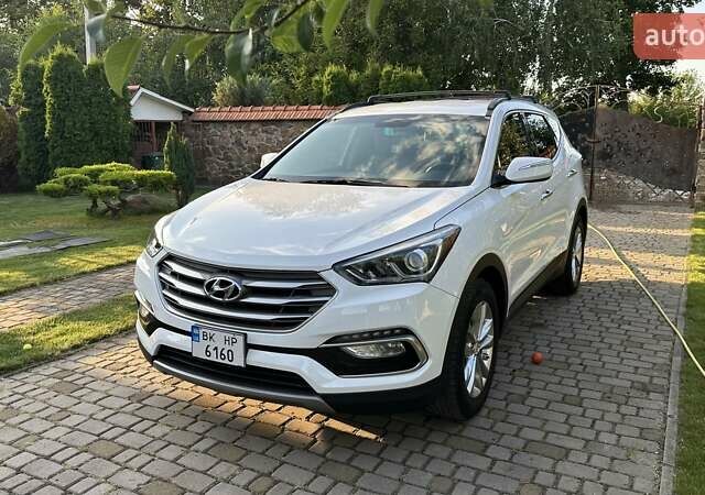 Белый Хендай Санта Фе, объемом двигателя 2 л и пробегом 80 тыс. км за 20700 $, фото 1 на Automoto.ua