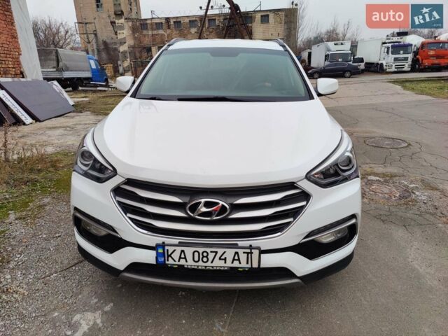 Белый Хендай Санта Фе, объемом двигателя 2.4 л и пробегом 160 тыс. км за 15000 $, фото 1 на Automoto.ua