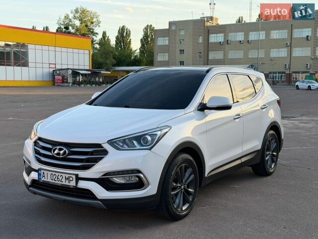 Белый Хендай Санта Фе, объемом двигателя 2 л и пробегом 199 тыс. км за 17600 $, фото 1 на Automoto.ua