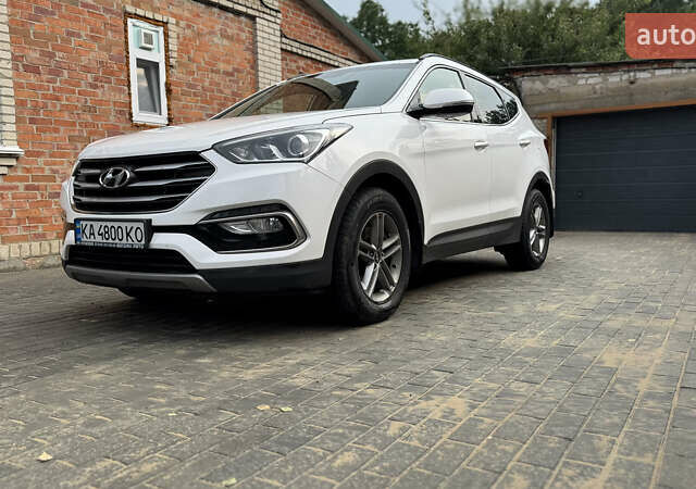 Білий Хендай Санта Фе, об'ємом двигуна 2.2 л та пробігом 141 тис. км за 22500 $, фото 1 на Automoto.ua
