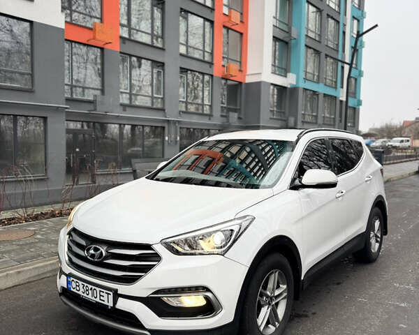 Белый Хендай Санта Фе, объемом двигателя 2.2 л и пробегом 280 тыс. км за 16000 $, фото 1 на Automoto.ua