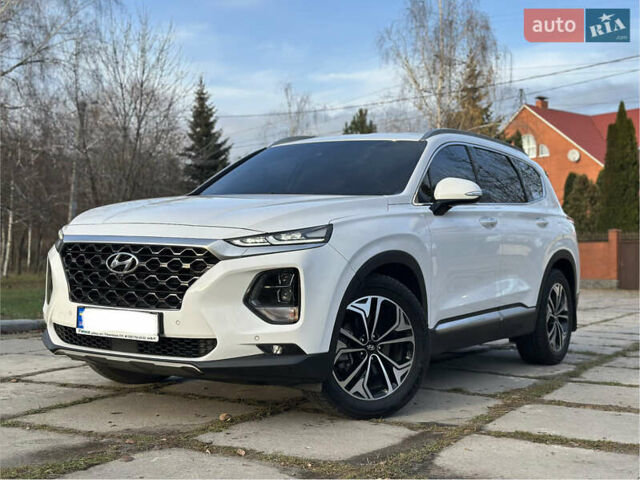 Белый Хендай Санта Фе, объемом двигателя 2.2 л и пробегом 86 тыс. км за 27800 $, фото 1 на Automoto.ua