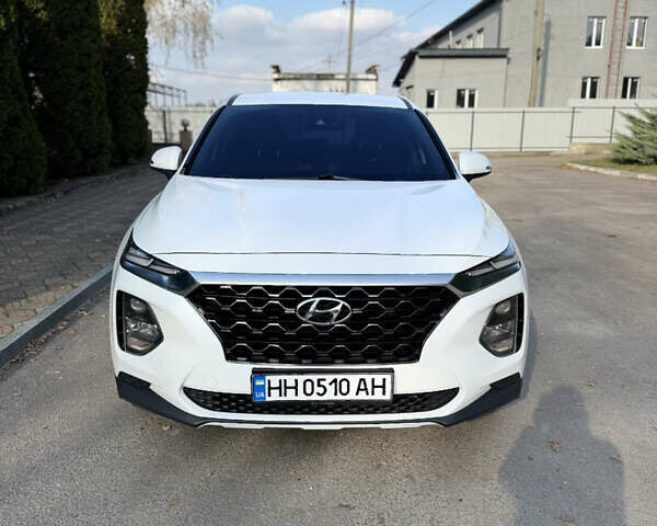 Білий Хендай Санта Фе, об'ємом двигуна 2 л та пробігом 210 тис. км за 23600 $, фото 1 на Automoto.ua