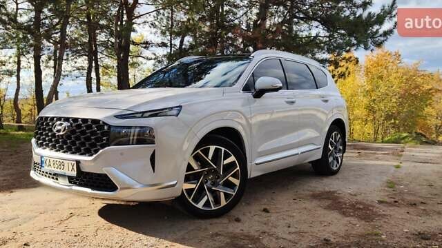 Белый Хендай Санта Фе, объемом двигателя 2.15 л и пробегом 55 тыс. км за 44999 $, фото 1 на Automoto.ua