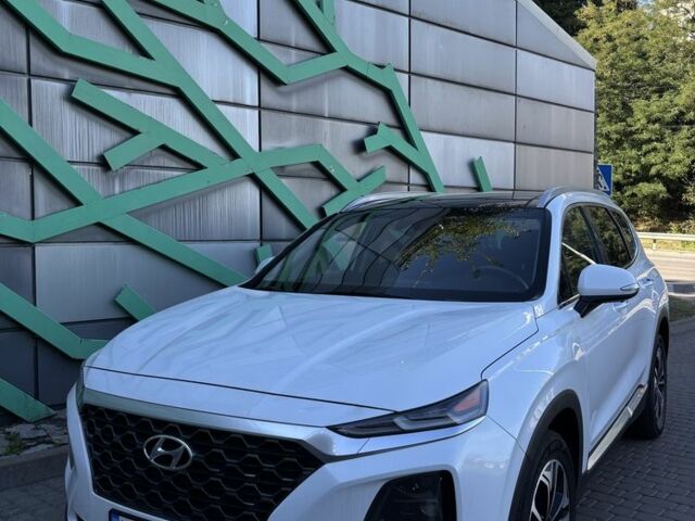 Белый Хендай Санта Фе, объемом двигателя 2 л и пробегом 35 тыс. км за 24500 $, фото 1 на Automoto.ua