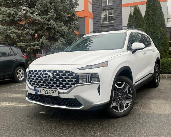 Белый Хендай Санта Фе, объемом двигателя 1.6 л и пробегом 63 тыс. км за 31900 $, фото 1 на Automoto.ua