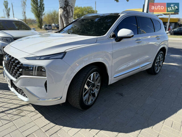 Белый Хендай Санта Фе, объемом двигателя 2.15 л и пробегом 100 тыс. км за 38750 $, фото 1 на Automoto.ua
