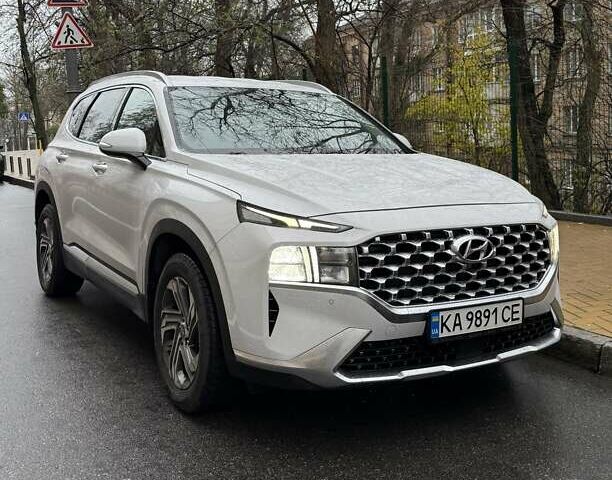 Белый Хендай Санта Фе, объемом двигателя 2.15 л и пробегом 51 тыс. км за 37000 $, фото 1 на Automoto.ua