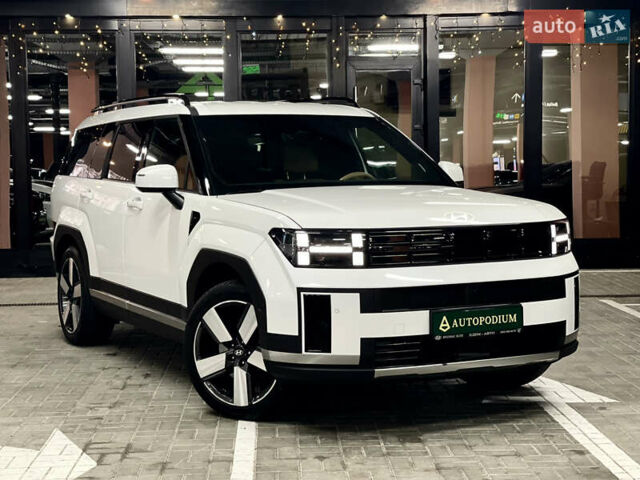 Белый Хендай Санта Фе, объемом двигателя 2.5 л и пробегом 29 тыс. км за 50000 $, фото 1 на Automoto.ua