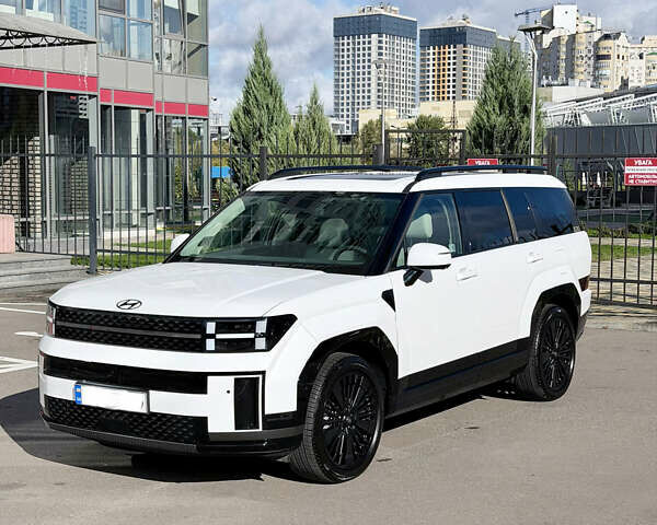 Белый Хендай Санта Фе, объемом двигателя 0 л и пробегом 1 тыс. км за 55555 $, фото 1 на Automoto.ua