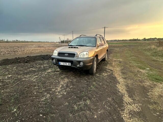 Бежевий Хендай Санта Фе, об'ємом двигуна 2 л та пробігом 385 тис. км за 4300 $, фото 1 на Automoto.ua