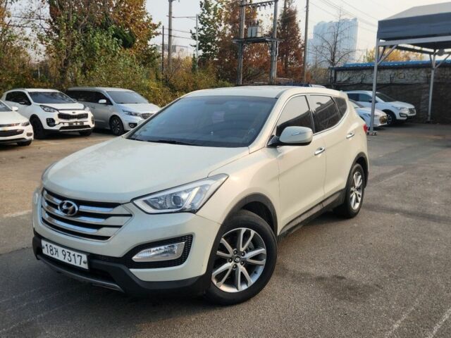 Бежевый Хендай Санта Фе, объемом двигателя 2 л и пробегом 184 тыс. км за 14500 $, фото 1 на Automoto.ua