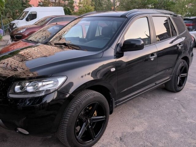 Черный Хендай Санта Фе, объемом двигателя 2.2 л и пробегом 270 тыс. км за 7000 $, фото 1 на Automoto.ua