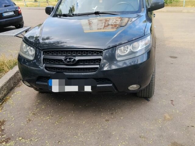 Чорний Хендай Санта Фе, об'ємом двигуна 2 л та пробігом 327 тис. км за 5311 $, фото 1 на Automoto.ua