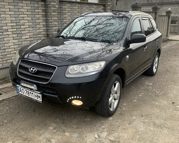 Черный Хендай Санта Фе, объемом двигателя 2.2 л и пробегом 282 тыс. км за 8900 $, фото 1 на Automoto.ua