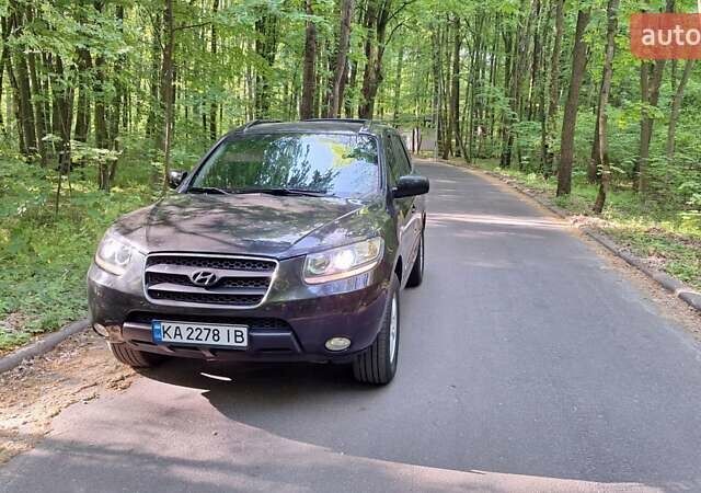 Черный Хендай Санта Фе, объемом двигателя 2 л и пробегом 206 тыс. км за 9000 $, фото 1 на Automoto.ua