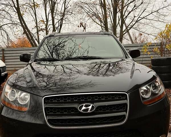 Черный Хендай Санта Фе, объемом двигателя 2.2 л и пробегом 273 тыс. км за 10000 $, фото 1 на Automoto.ua