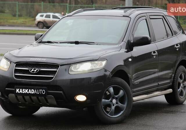 Чорний Хендай Санта Фе, об'ємом двигуна 2.19 л та пробігом 245 тис. км за 10300 $, фото 1 на Automoto.ua