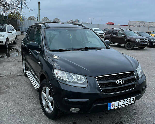 Черный Хендай Санта Фе, объемом двигателя 2.2 л и пробегом 307 тыс. км за 5770 $, фото 1 на Automoto.ua