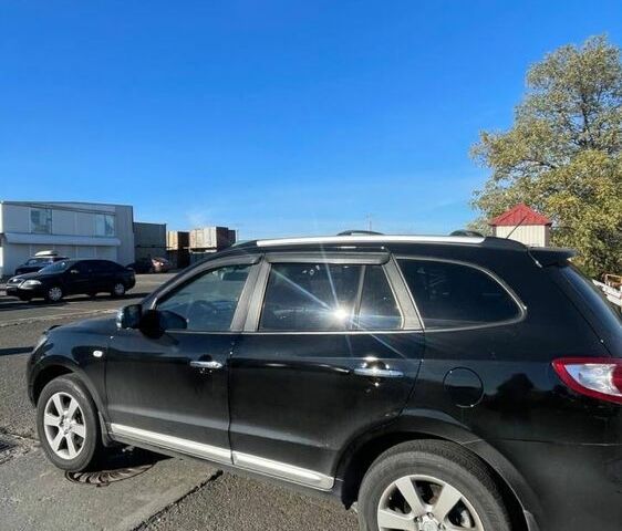 Черный Хендай Санта Фе, объемом двигателя 2.2 л и пробегом 316 тыс. км за 8499 $, фото 1 на Automoto.ua