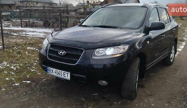 Черный Хендай Санта Фе, объемом двигателя 2.19 л и пробегом 240 тыс. км за 8300 $, фото 1 на Automoto.ua