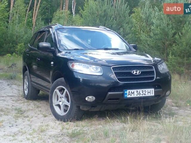 Черный Хендай Санта Фе, объемом двигателя 2.66 л и пробегом 245 тыс. км за 9000 $, фото 1 на Automoto.ua