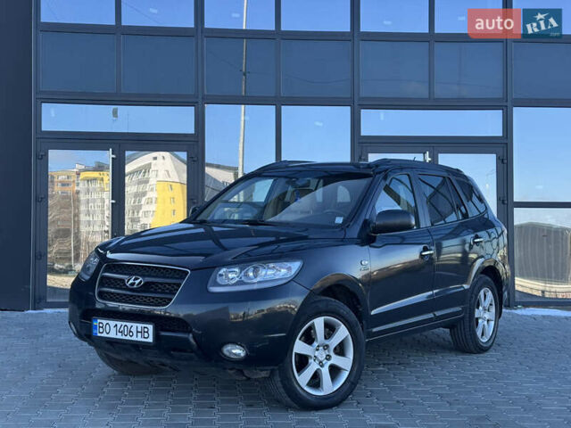 Черный Хендай Санта Фе, объемом двигателя 2.19 л и пробегом 222 тыс. км за 7999 $, фото 1 на Automoto.ua