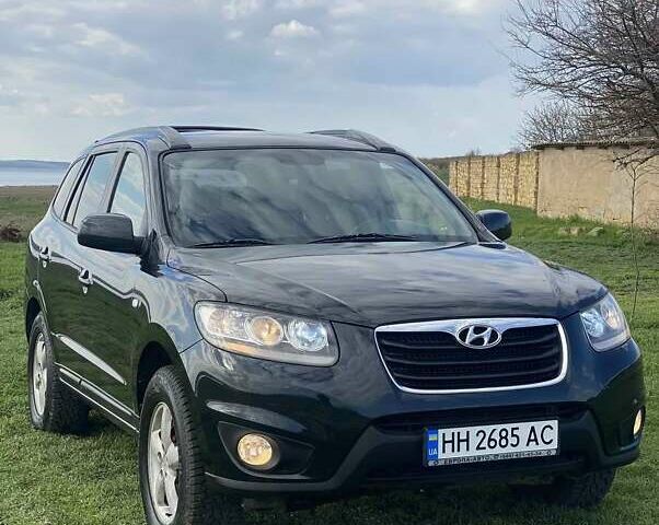 Черный Хендай Санта Фе, объемом двигателя 2.2 л и пробегом 282 тыс. км за 9500 $, фото 1 на Automoto.ua