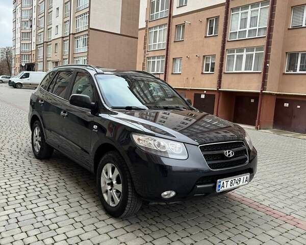 Черный Хендай Санта Фе, объемом двигателя 2.19 л и пробегом 188 тыс. км за 9950 $, фото 1 на Automoto.ua