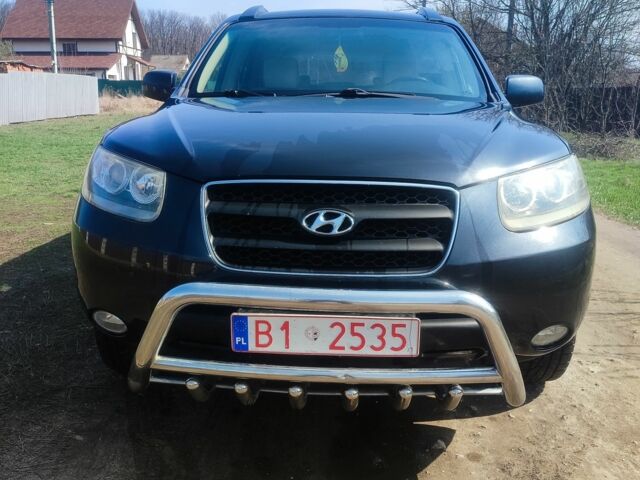 Черный Хендай Санта Фе, объемом двигателя 2.2 л и пробегом 314 тыс. км за 4700 $, фото 1 на Automoto.ua