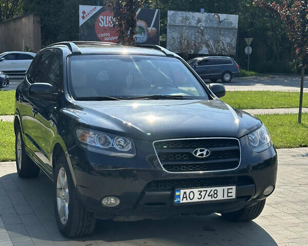 Черный Хендай Санта Фе, объемом двигателя 2.19 л и пробегом 270 тыс. км за 9750 $, фото 1 на Automoto.ua