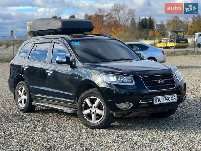 Черный Хендай Санта Фе, объемом двигателя 2.7 л и пробегом 208 тыс. км за 8700 $, фото 1 на Automoto.ua