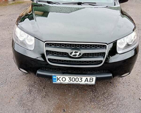 Черный Хендай Санта Фе, объемом двигателя 2.7 л и пробегом 152 тыс. км за 10500 $, фото 1 на Automoto.ua