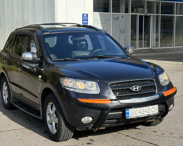 Чорний Хендай Санта Фе, об'ємом двигуна 2.66 л та пробігом 276 тис. км за 8199 $, фото 1 на Automoto.ua