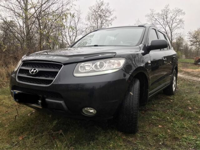Черный Хендай Санта Фе, объемом двигателя 2.2 л и пробегом 201 тыс. км за 10200 $, фото 1 на Automoto.ua