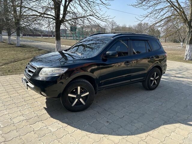 Черный Хендай Санта Фе, объемом двигателя 2.7 л и пробегом 320 тыс. км за 8500 $, фото 1 на Automoto.ua