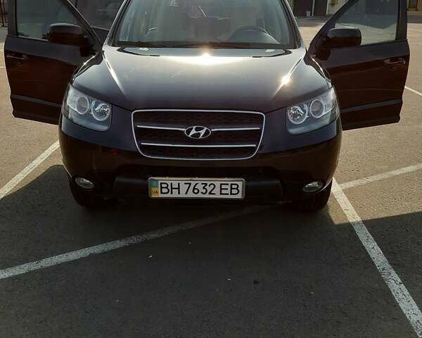 Черный Хендай Санта Фе, объемом двигателя 2.66 л и пробегом 160 тыс. км за 9300 $, фото 1 на Automoto.ua