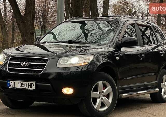 Черный Хендай Санта Фе, объемом двигателя 2.7 л и пробегом 307 тыс. км за 8900 $, фото 1 на Automoto.ua