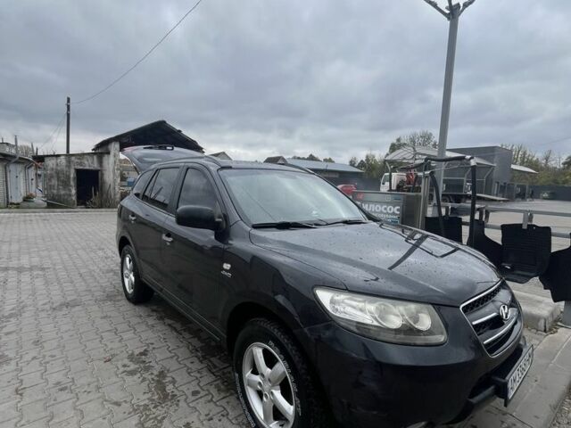 Черный Хендай Санта Фе, объемом двигателя 2.2 л и пробегом 271 тыс. км за 12500 $, фото 1 на Automoto.ua